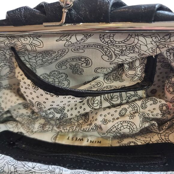 Vintage Nine West Black Leather Faux Diamond Kiss Lock Clutch Bag w/ Strap - Picture 11 of 12